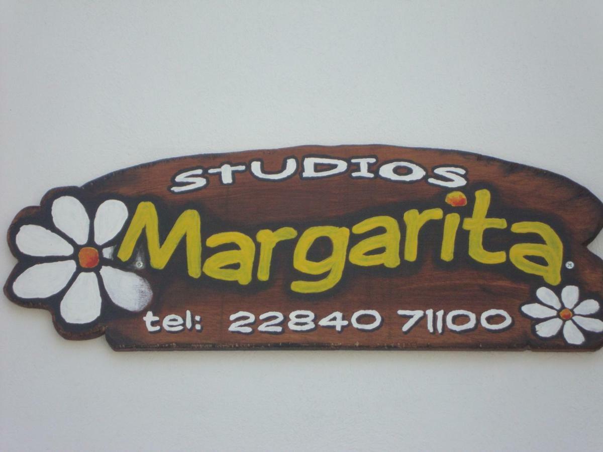 Studios Margarita Platis Gialos  외부 사진